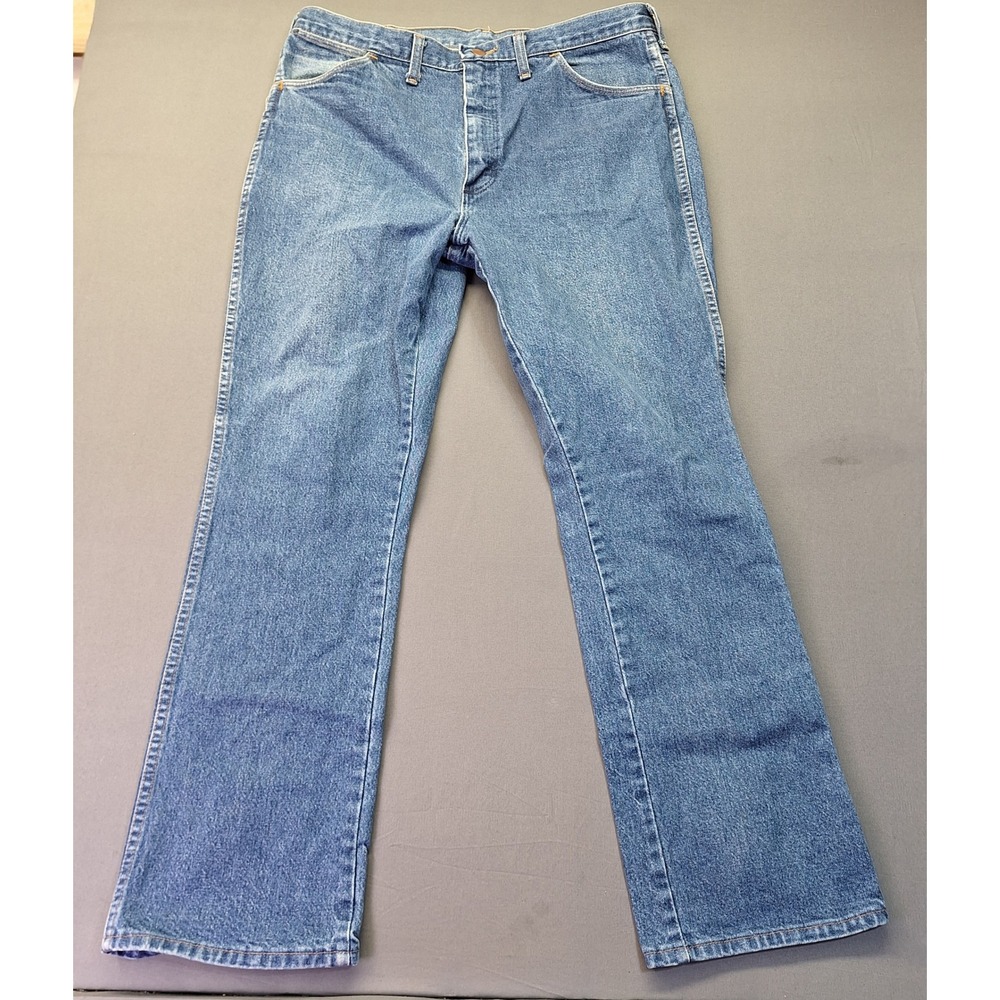 Wrangler 945NAV Mens Cowboy Cut Slim Fit Jeans Blue 38x32 Made in USA Vintage